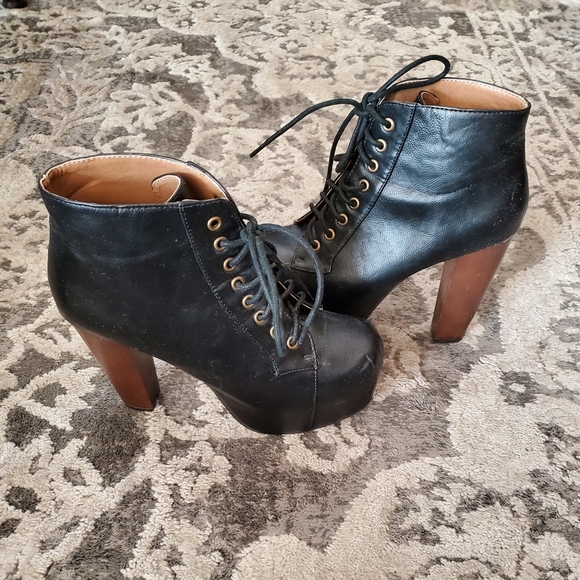 Shoes - High heel boots